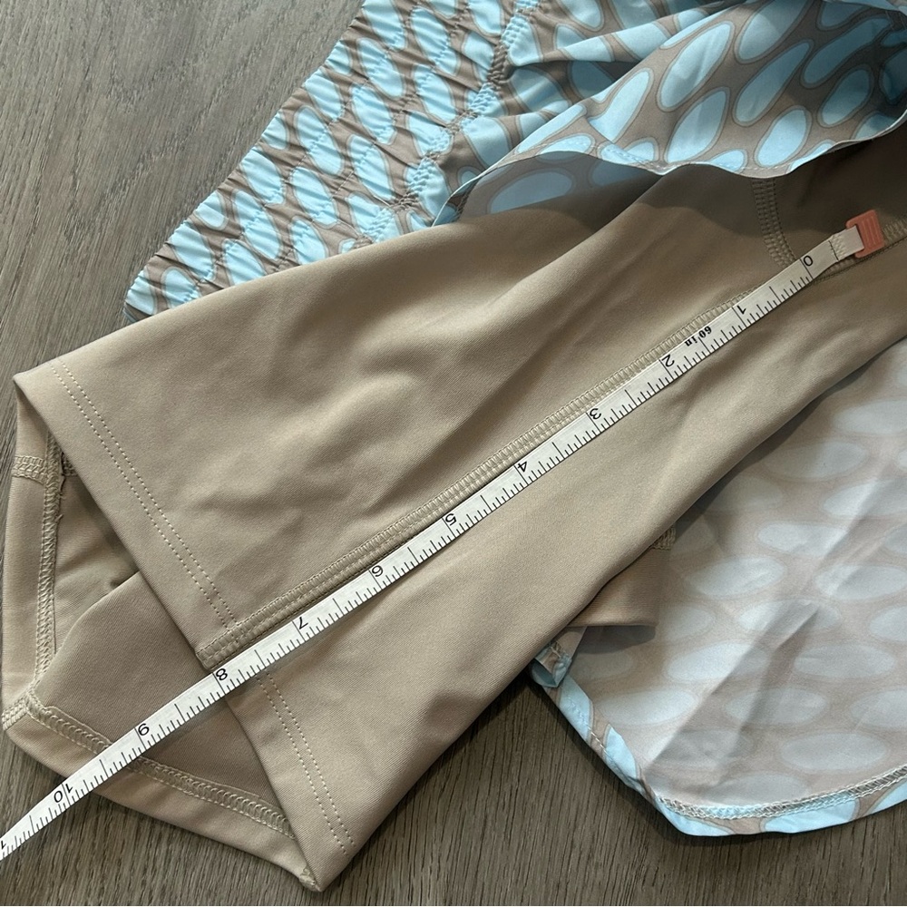 NWT Adidas Women's Running 2 in 1 shorts Size Xs Marimekko Reflective Blue Beige - Picture 11 of 11